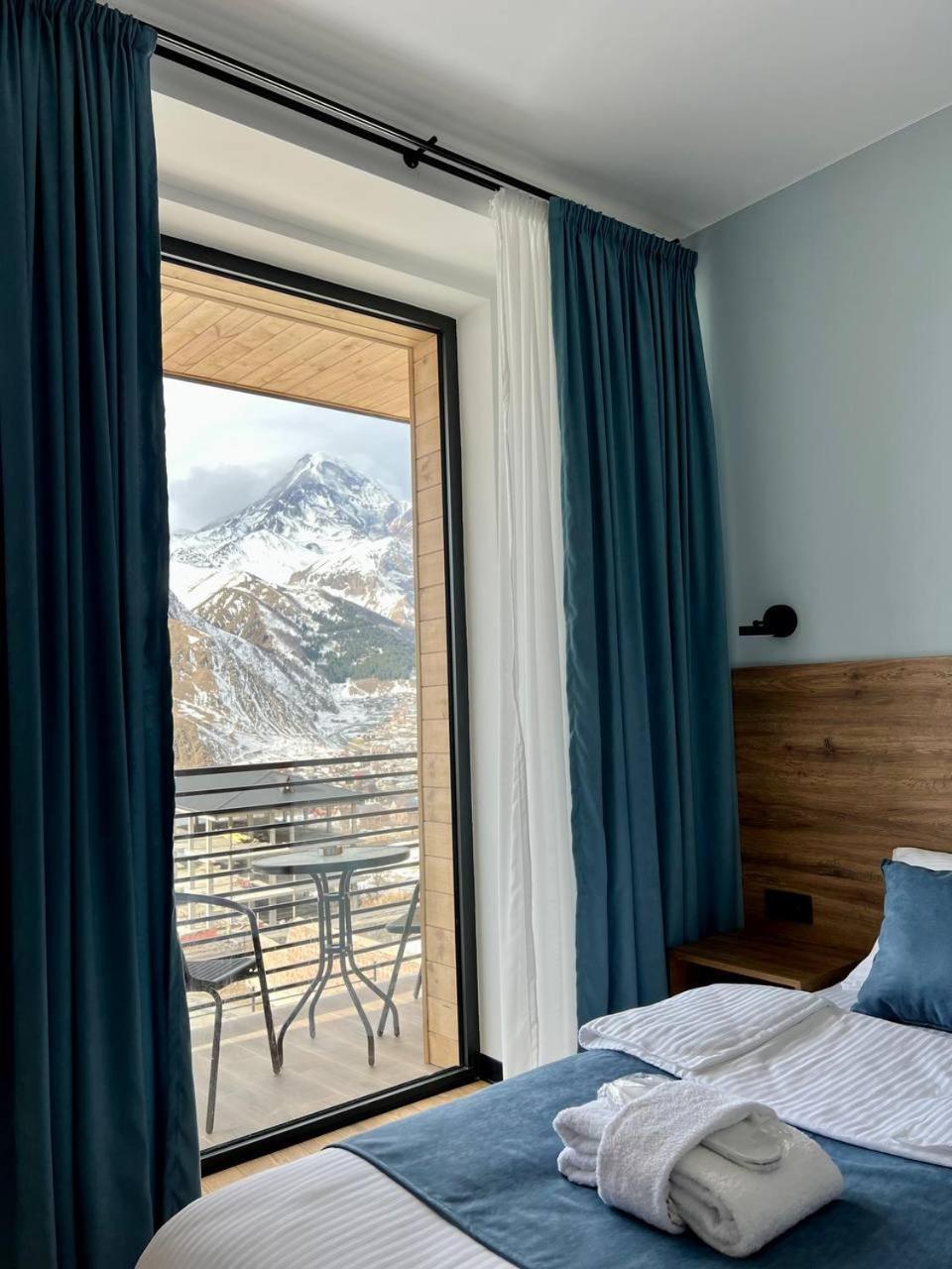 Kazbegi Hotel Grand View Exteriör bild