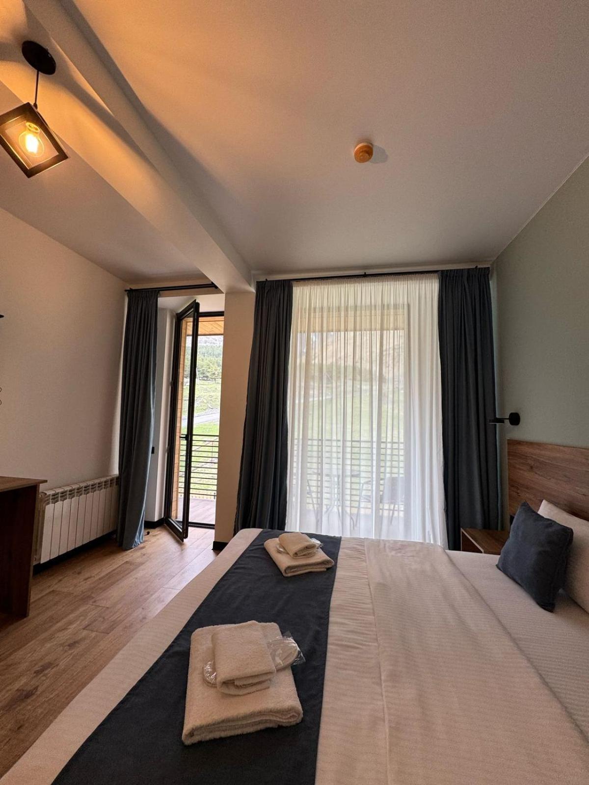 Kazbegi Hotel Grand View Exteriör bild