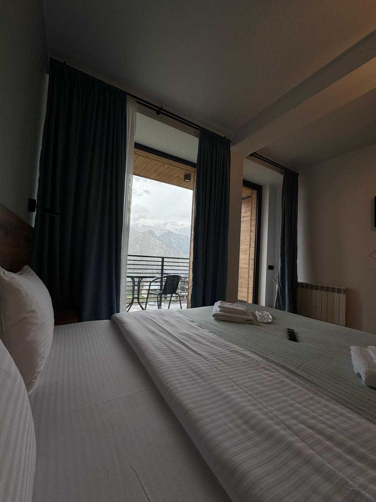 Kazbegi Hotel Grand View Exteriör bild