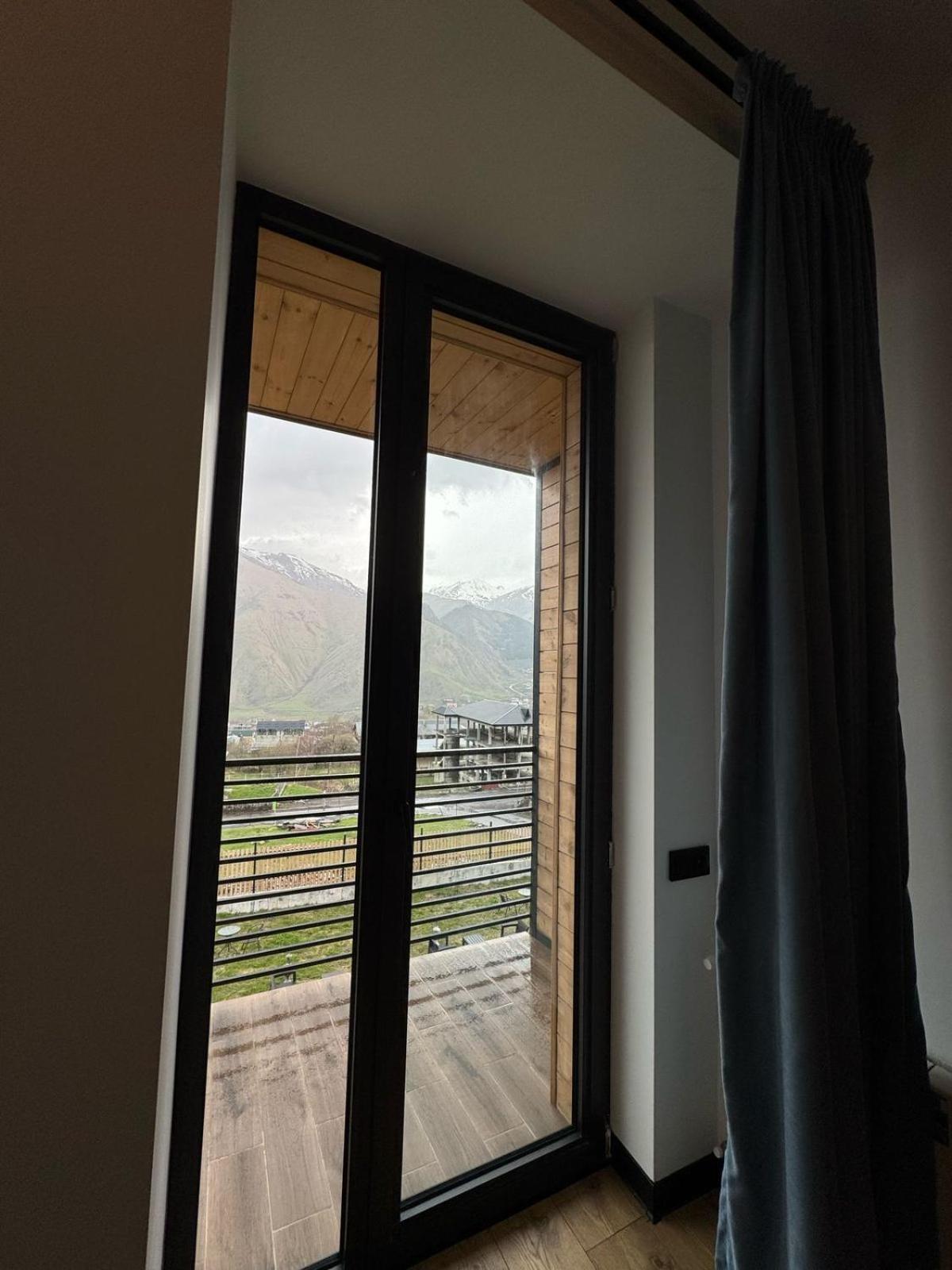 Kazbegi Hotel Grand View Exteriör bild